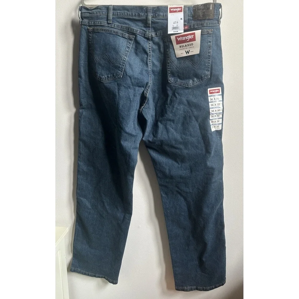 Wrangler Relaxed Fit Rugged Wear NWT Jeans 36x32 Blue Office‎ Work Rodeo NWT